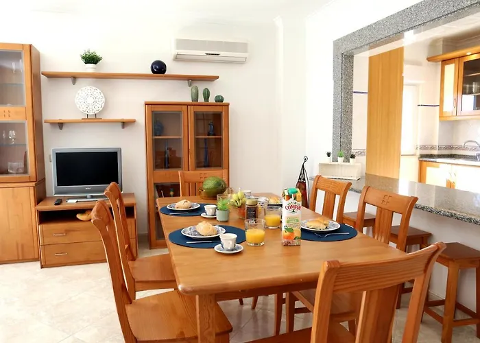 Rocha Beach Flat By Algest