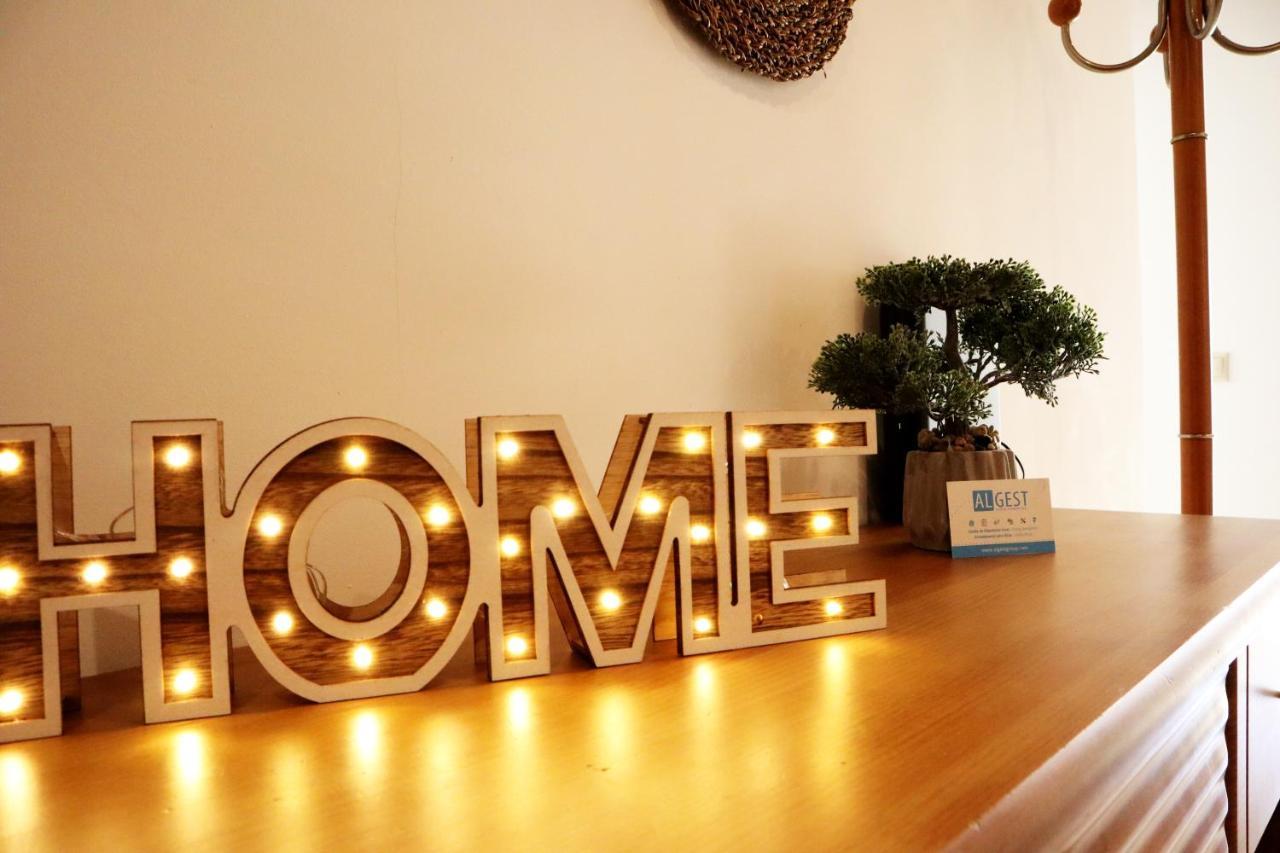 Rocha Flat By Algest * Portimao